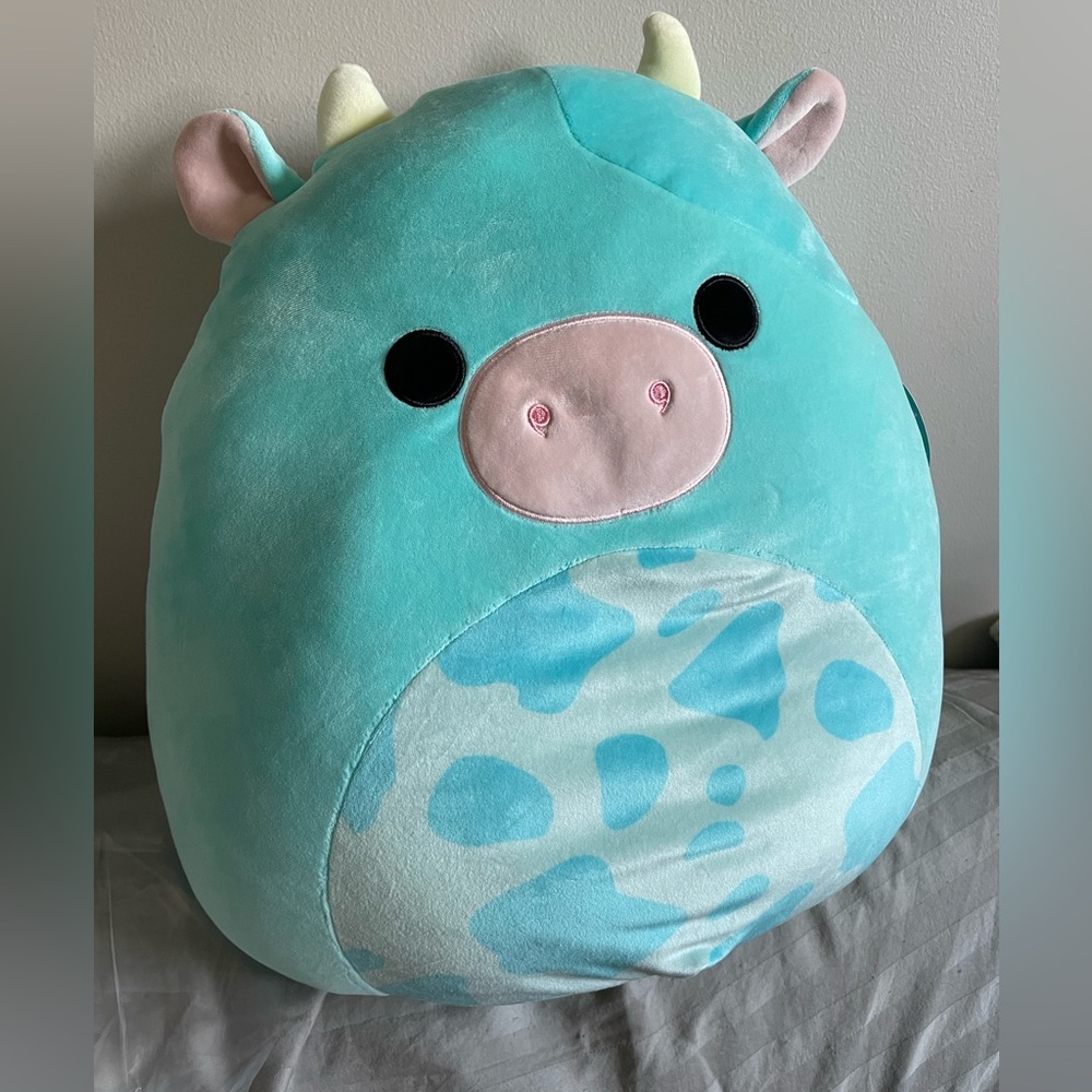 Ultra rare, Tuluck the blue cow!!
